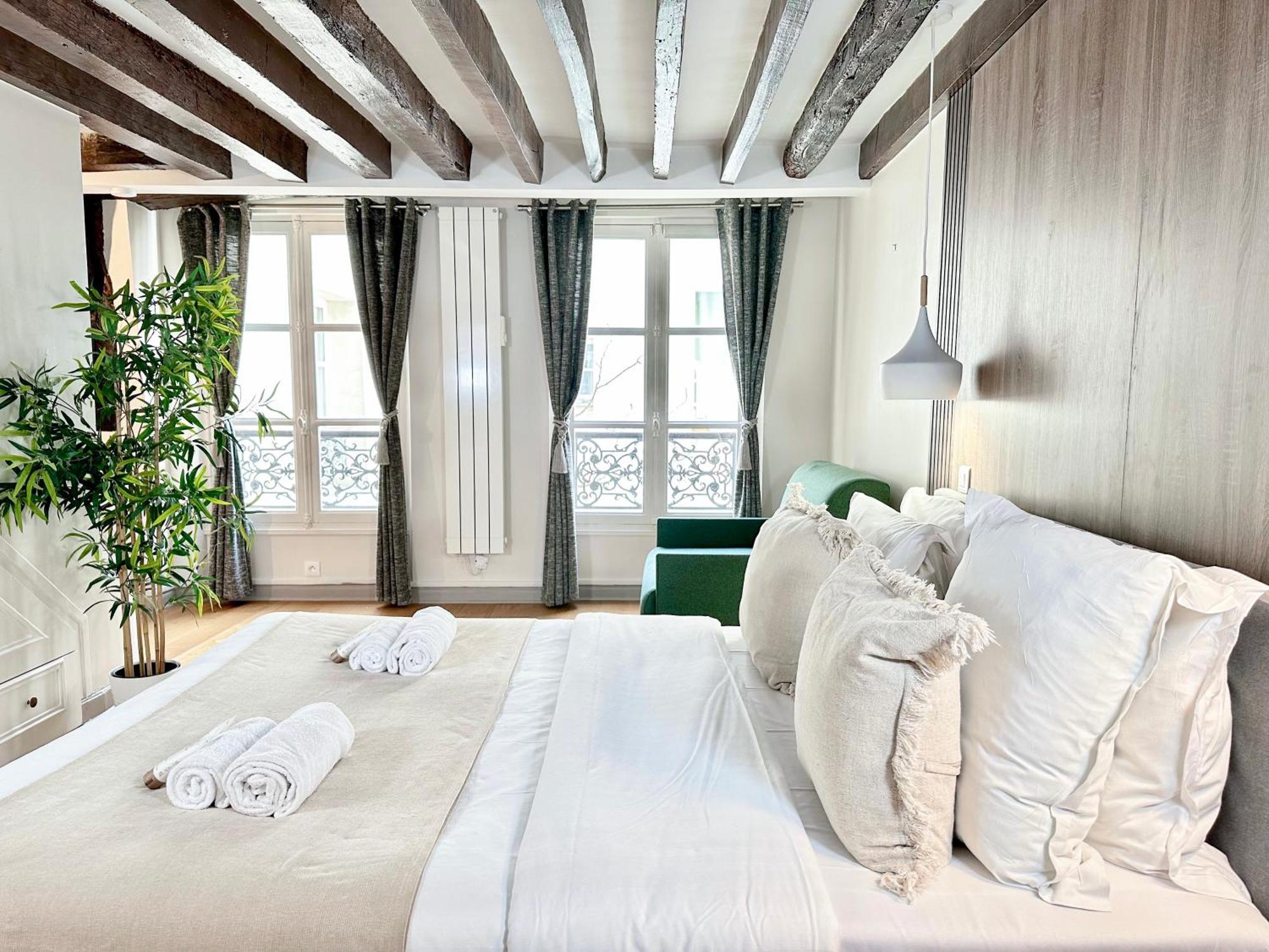 Apartamento Saint Germain des Prés - Amazing Duplex - 2066 París Exterior foto